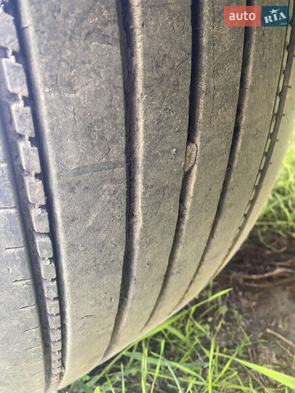 Зерновоз - напівпричіп Fruehauf TF34C1 1998 в Гайсину