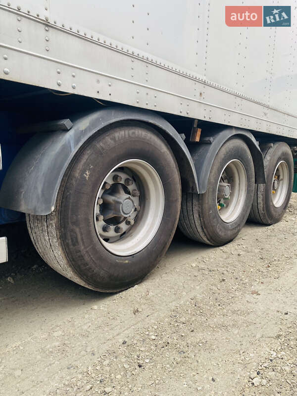 Зерновоз - напівпричіп Fruehauf TF34C1 1998 в Гайсину