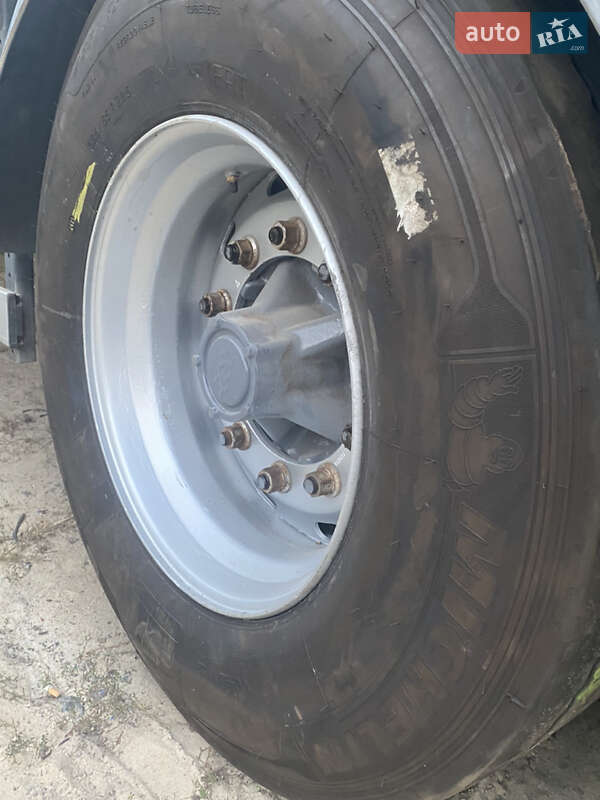 Зерновоз - напівпричіп Fruehauf TF34C1 1998 в Гайсину