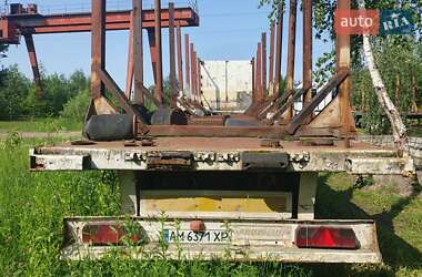 Борт Fruehauf TF34C1 1990 в Коростене