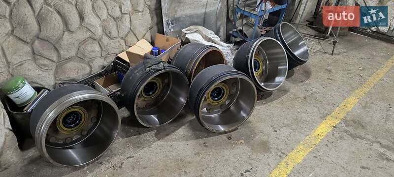 Зерновоз - полуприцеп Fruehauf TF34C1 1998 в Гайвороне