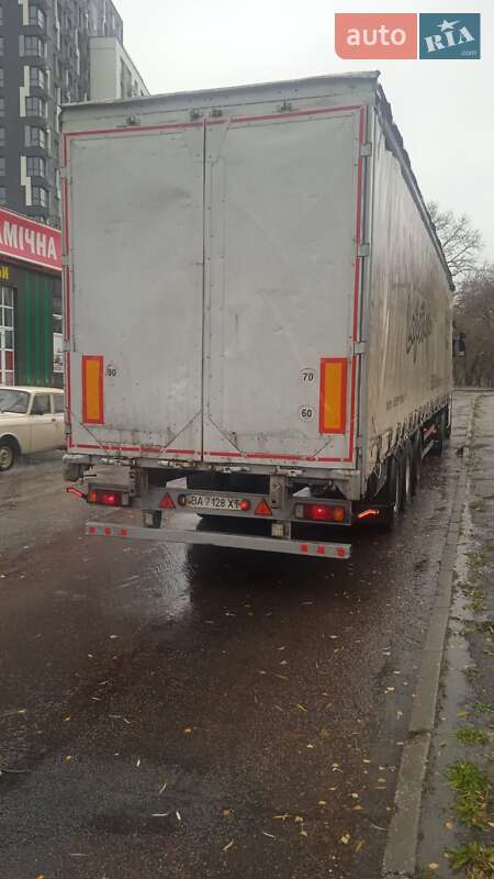 Тентований борт (штора) - напівпричіп Fruehauf TX 34 2004 в Кропивницькому