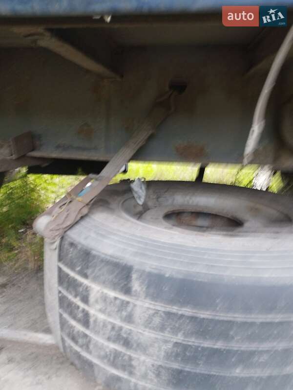 Бортовий напівпричіп Fruehauf TX 34C 2008 в Києві