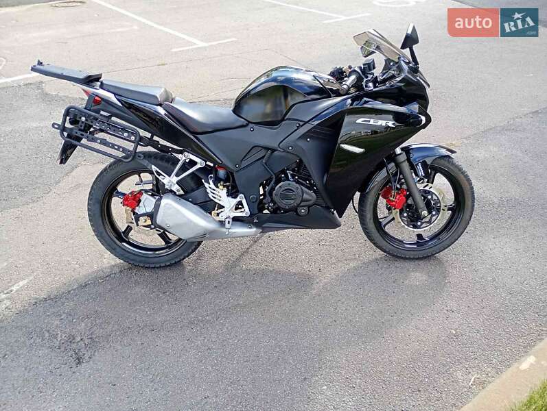 Спортбайк G-max 250 Raiser 2013 в Киеве