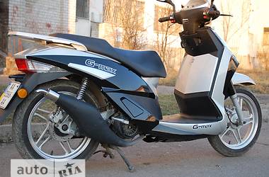 Макси-скутер G-max SH 2009 в 