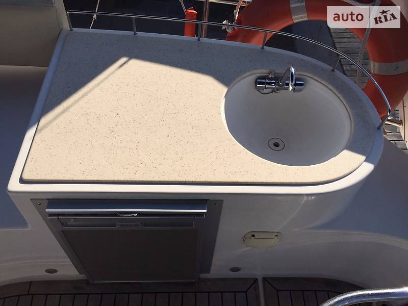 Моторная яхта Galeon 440 2008 в Киеве