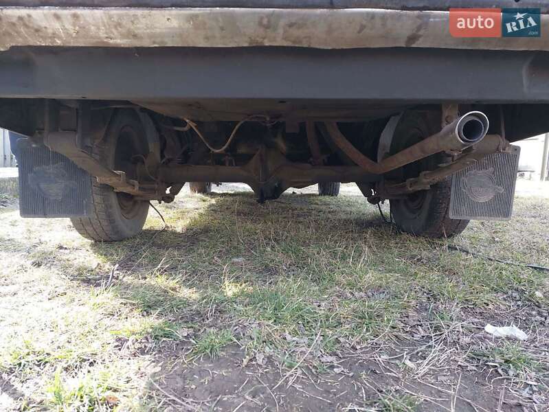 Седан ГАЗ 24-10 Волга 1986 в Новоархангельську