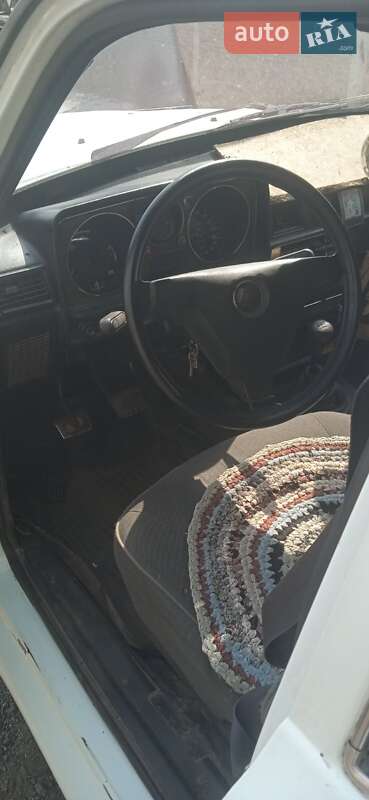 Седан ГАЗ 24-10 Волга 1983 в Попільні