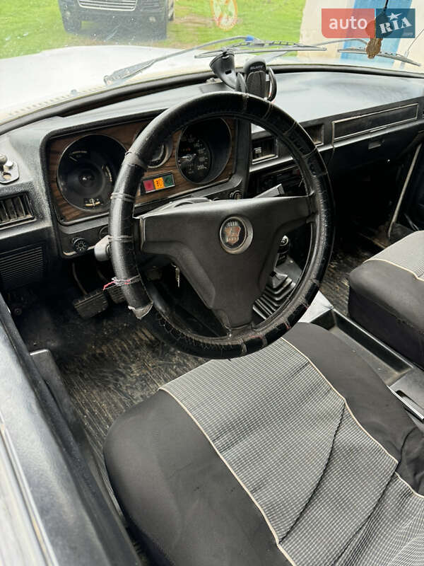 Седан ГАЗ 24-10 Волга 1989 в Добромиле