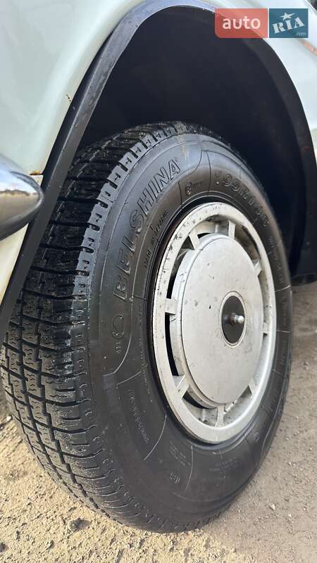 Седан ГАЗ 24-10 Волга 1988 в Стрые