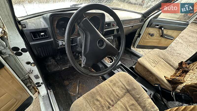 Седан ГАЗ 24-10 Волга 1988 в Стрые
