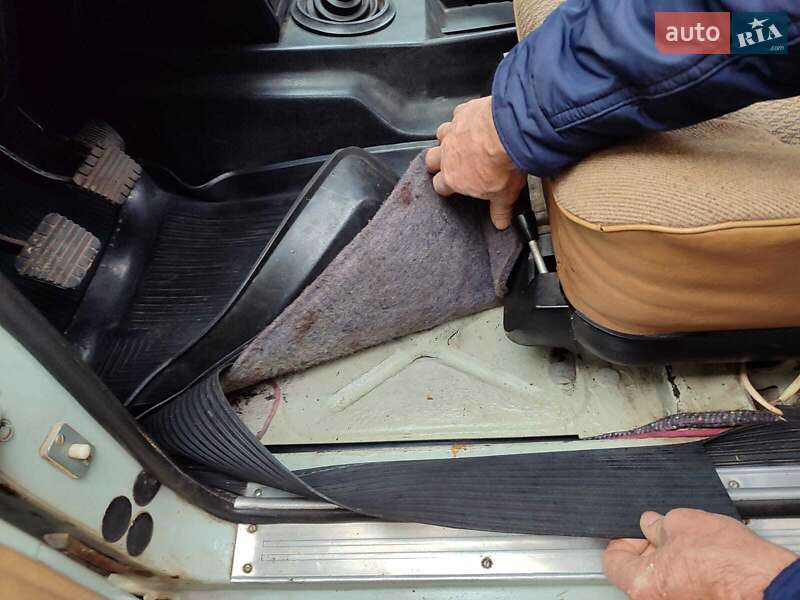 Седан ГАЗ 24-10 Волга 1990 в Ужгороді