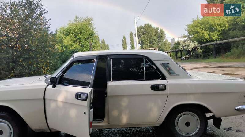 Седан ГАЗ 24-10 Волга 1989 в Павлограде