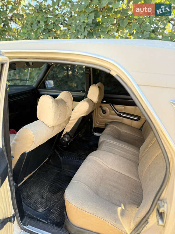 Седан ГАЗ 24-10 Волга 1990 в Красилове фото 8 Седан ГАЗ 24-10 Волга 1990 в Красилове