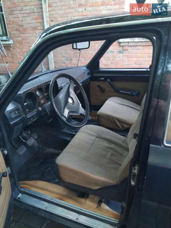 Седан ГАЗ 24-10 Волга 1987 в Харькове