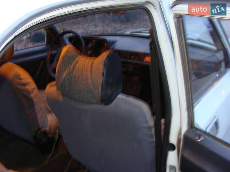 Седан ГАЗ 24-10 Волга 1989 в Харькове