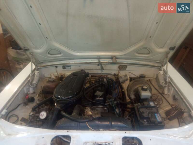 Седан ГАЗ 24 Волга 1985 в Стрые