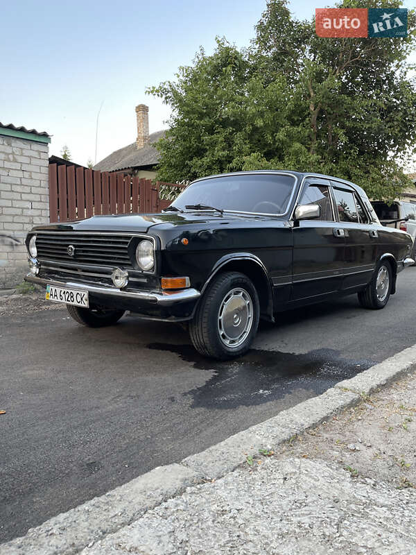 Седан ГАЗ 24 Волга 1983 в Києві