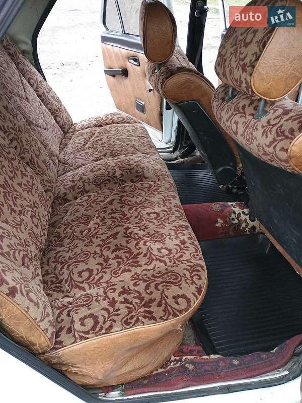 Седан ГАЗ 24 Волга 1983 в Черкассах фото 8 Седан ГАЗ 24 Волга 1983 в Черкассах