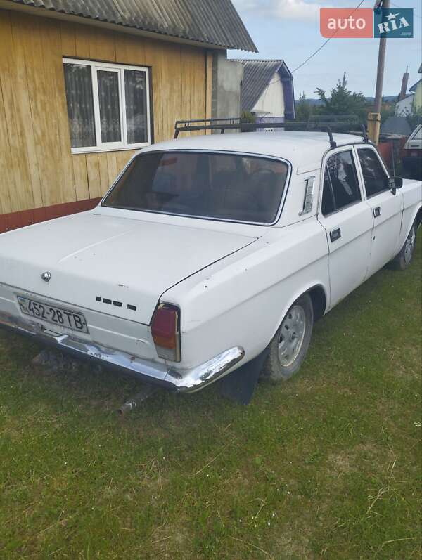 Седан ГАЗ 2411 1991 в Турке