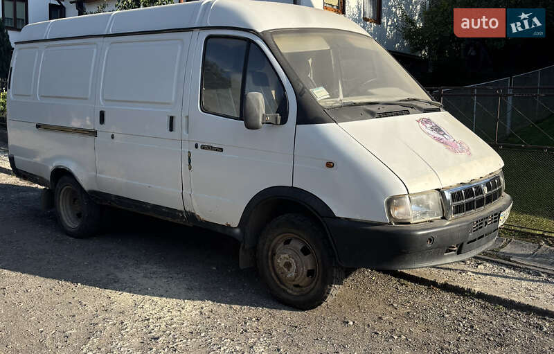 Грузовой фургон ГАЗ 2705 Газель 2002 в Воловце