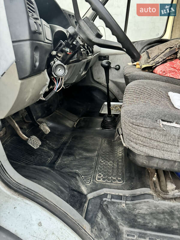 Вантажний фургон ГАЗ 2705 Газель 2004 в Харкові фото 6 Вантажний фургон ГАЗ 2705 Газель 2004 в Харкові