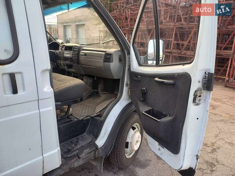 Вантажопасажирський фургон ГАЗ 2705 Газель 2006 в Києві