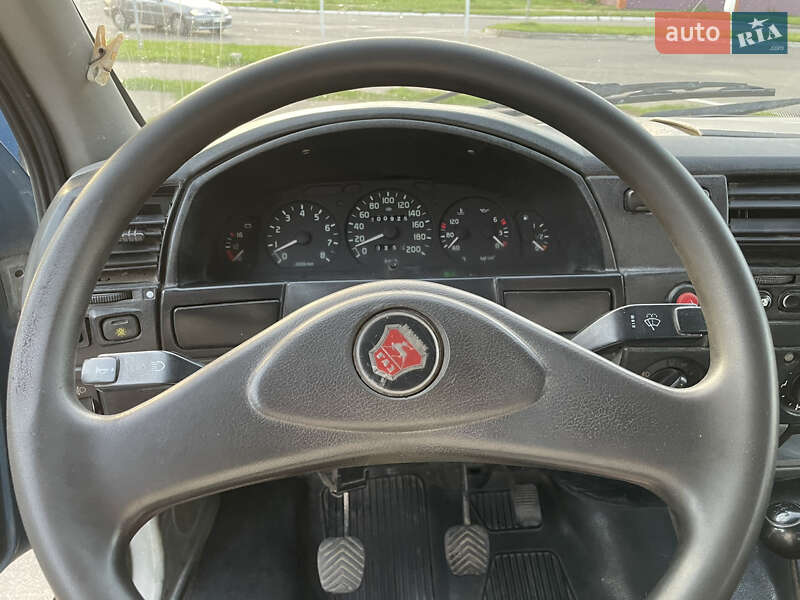 Вантажопасажирський фургон ГАЗ 2752 Соболь 2005 в Переяславі