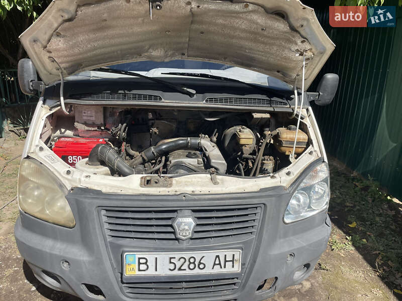 Вантажний фургон ГАЗ 2752 Соболь 2004 в Краснокутську