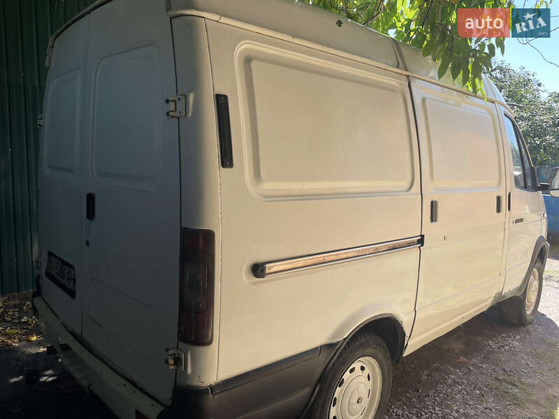 Вантажний фургон ГАЗ 2752 Соболь 2004 в Краснокутську