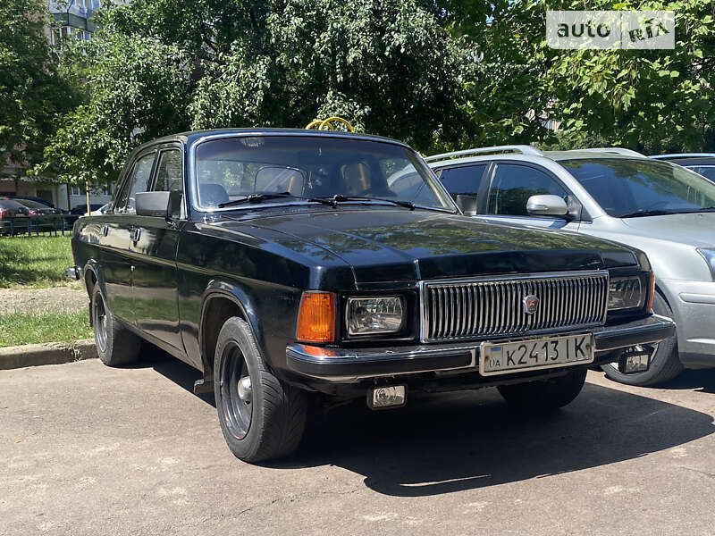 Седан ГАЗ 3102 Волга 1986 в 