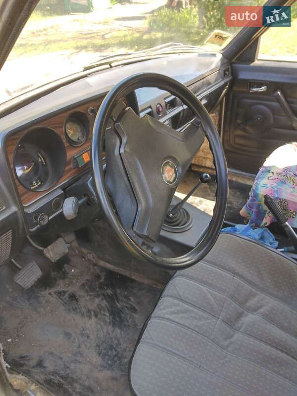 Седан ГАЗ 31029 Волга 1992 в П'ятихатках