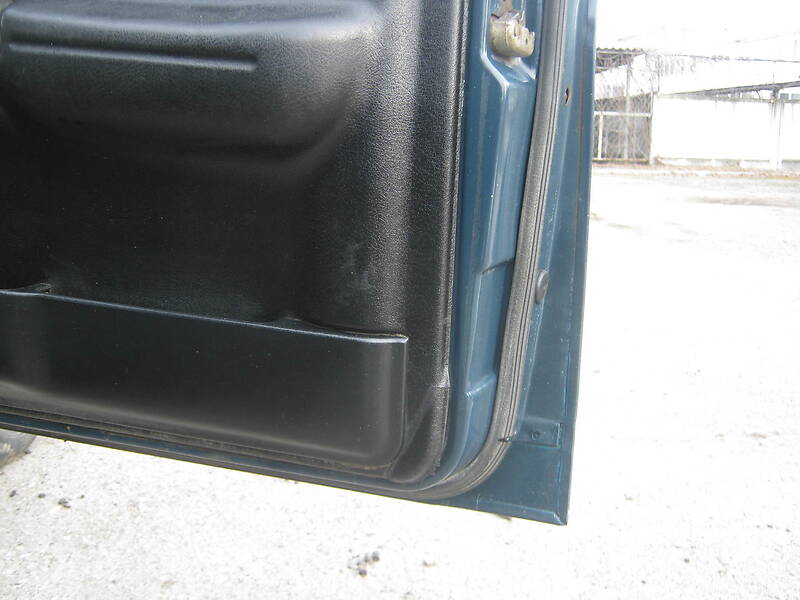 Седан ГАЗ 3110 Волга 1999 в Миргороді