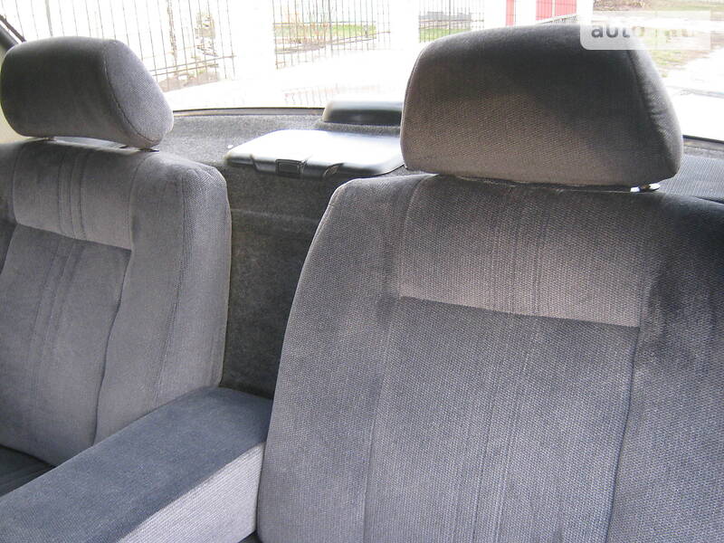 Седан ГАЗ 3110 Волга 1999 в Миргороді