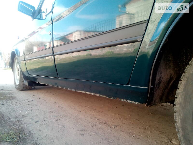 Седан ГАЗ 3110 Волга 1999 в Миргороді