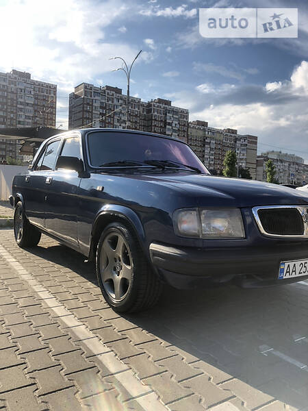 Седан ГАЗ 3110 Волга 2000 в Києві