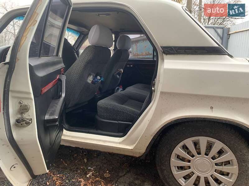 Седан ГАЗ 3110 Волга 1998 в Чернігові