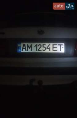 Седан ГАЗ 3110 Волга 2001 в 