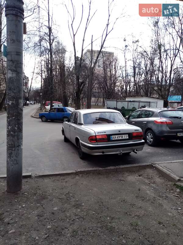 Седан ГАЗ 3110 Волга 2003 в Киеве