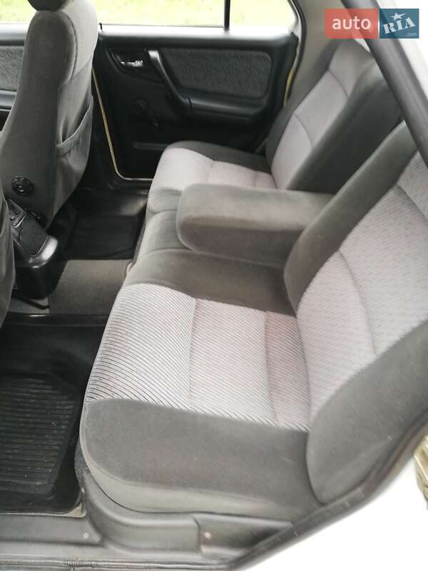 Седан ГАЗ 3110 Волга 2003 в Кодыме