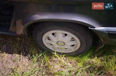 Седан ГАЗ 3110 Волга 2003 в Киеве