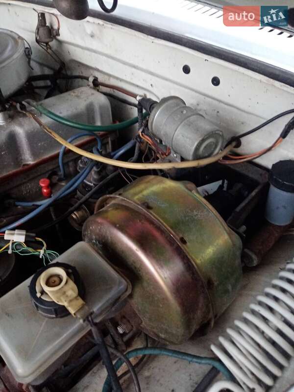 Седан ГАЗ 3110 Волга 1999 в Бурштыне