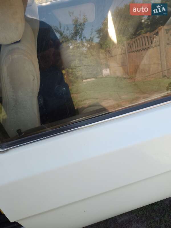 Седан ГАЗ 3110 Волга 2004 в Павлограде