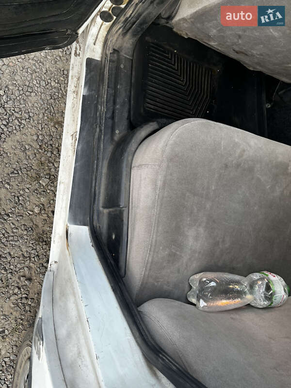 Седан ГАЗ 3110 Волга 1999 в Харькове