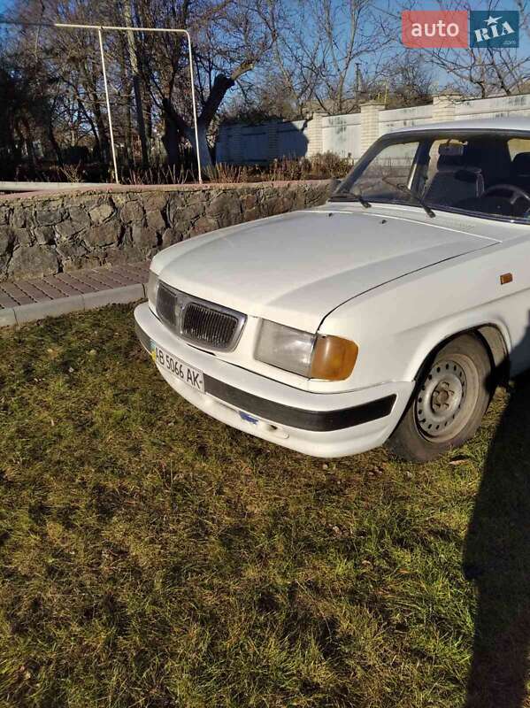 Седан ГАЗ 3110 Волга 2000 в 