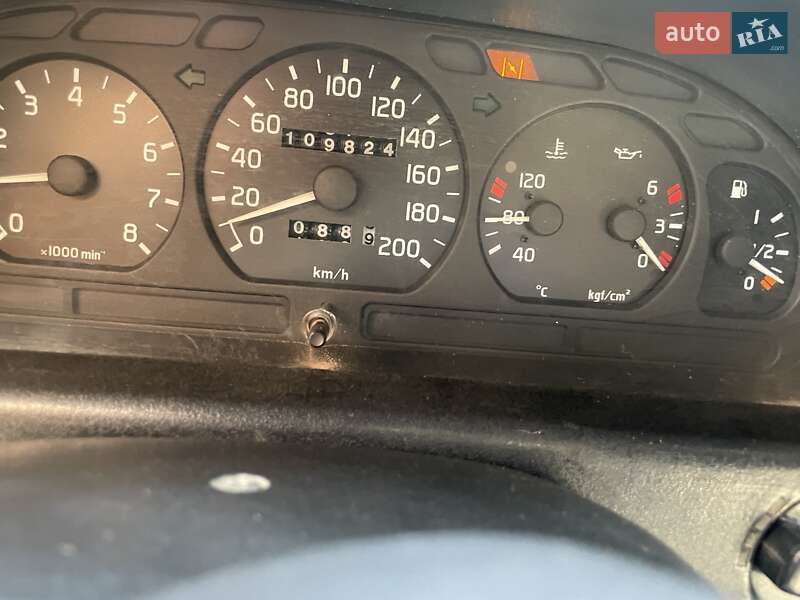 Седан ГАЗ 3110 Волга 2001 в Каменском