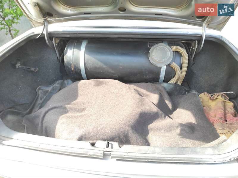 Седан ГАЗ 3110 Волга 2004 в Лебедине