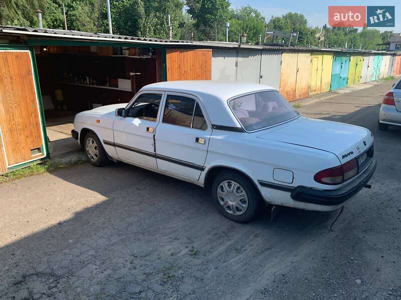 Седан ГАЗ 3110 Волга 1998 в 