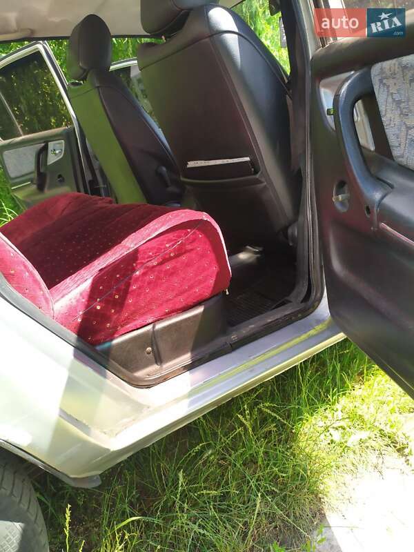 Седан ГАЗ 3110 Волга 2003 в Черкассах