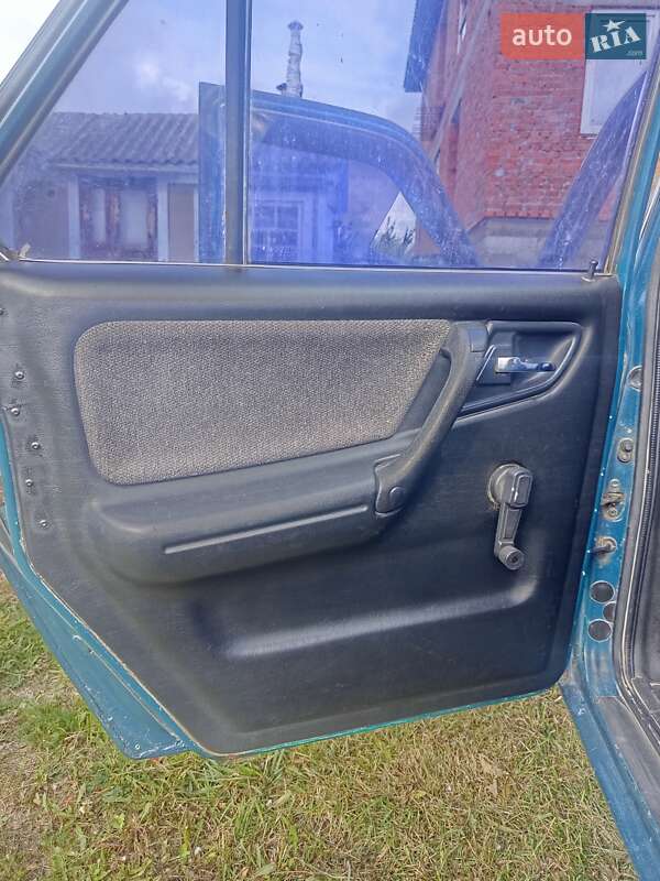 Седан ГАЗ 3110 Волга 2002 в Дунаївцях